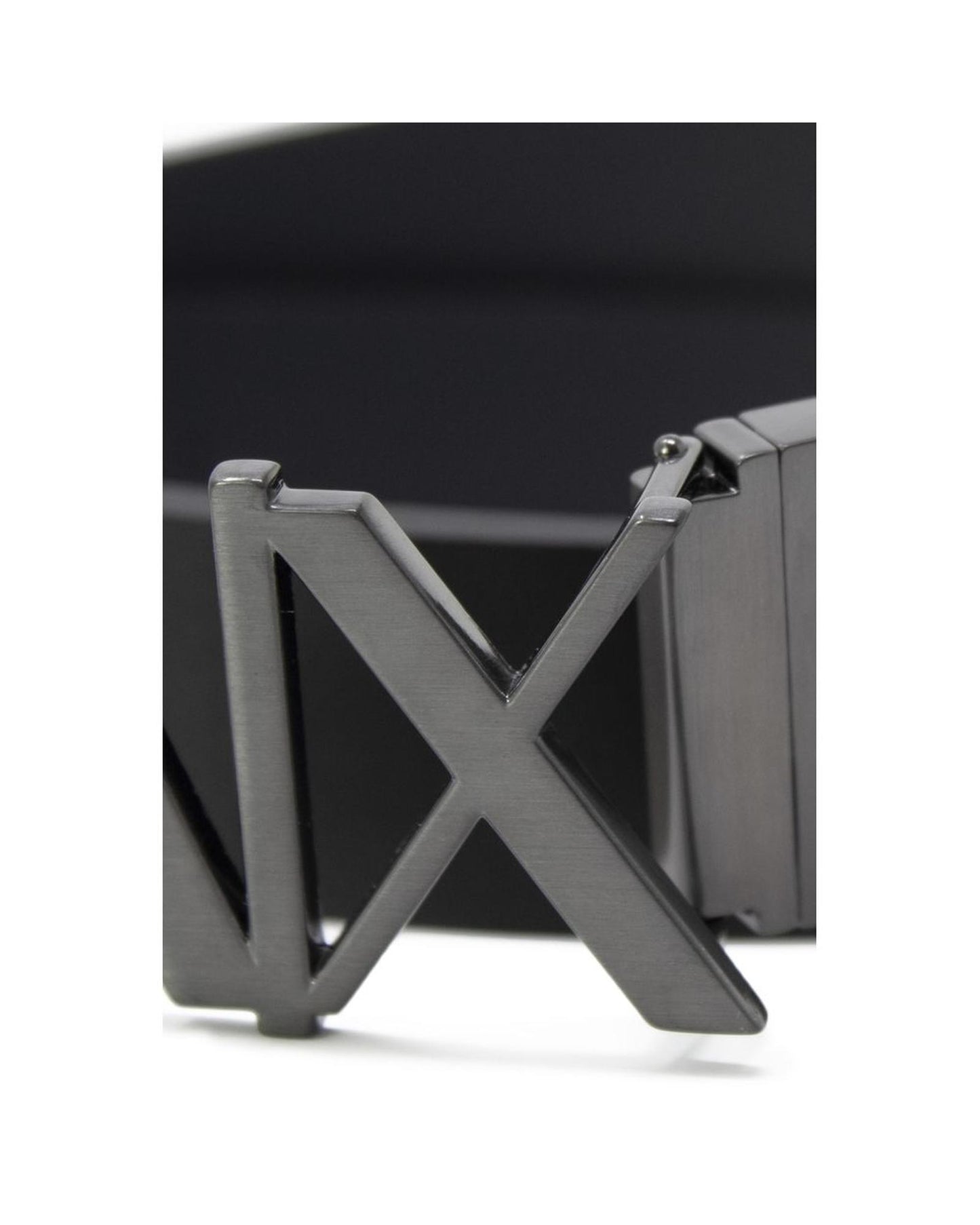 Armani Exchange Men's Black Leather Belt - 90 cm